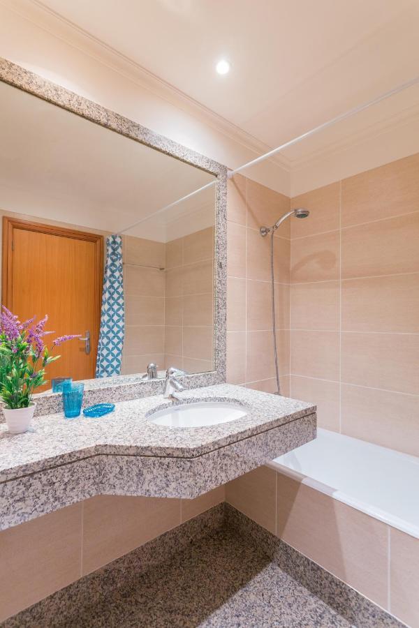 Flh Funchal Sea View Apartment With Pool Luaran gambar